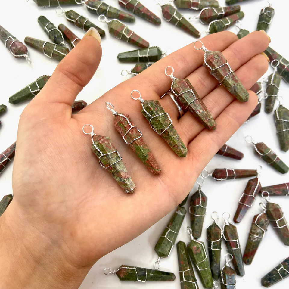 unakite wire pendant